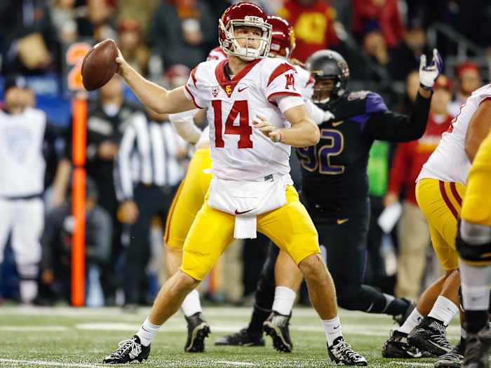 sam-darnold-usc-football-josh-rosen-quarterback-battle.jpg